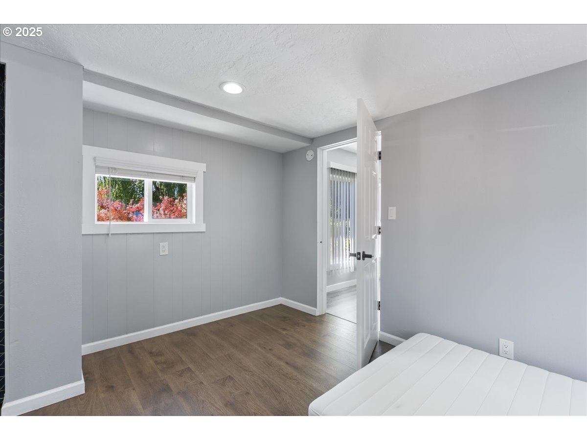 10405 Southwest Denney Road, Unit 90 Beaverton, OR 97008 - Photo 11 of 35