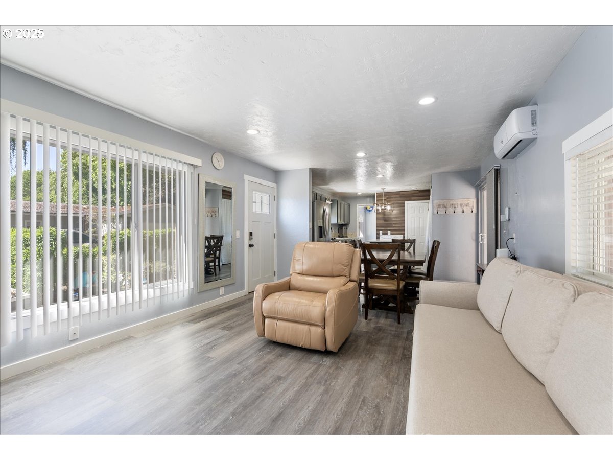 10405 Southwest Denney Road, Unit 90 Beaverton, OR 97008 - Photo 15 of 35