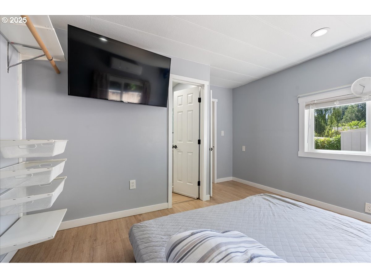 10405 Southwest Denney Road, Unit 90 Beaverton, OR 97008 - Photo 26 of 35