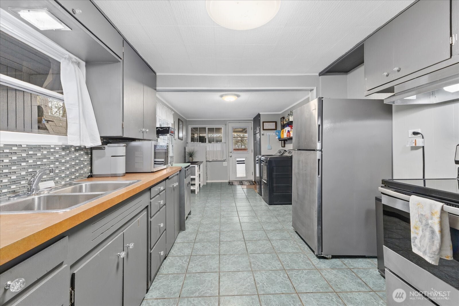 3610 Bennett Drive Bellingham, WA 98225 - Photo 15 of 23