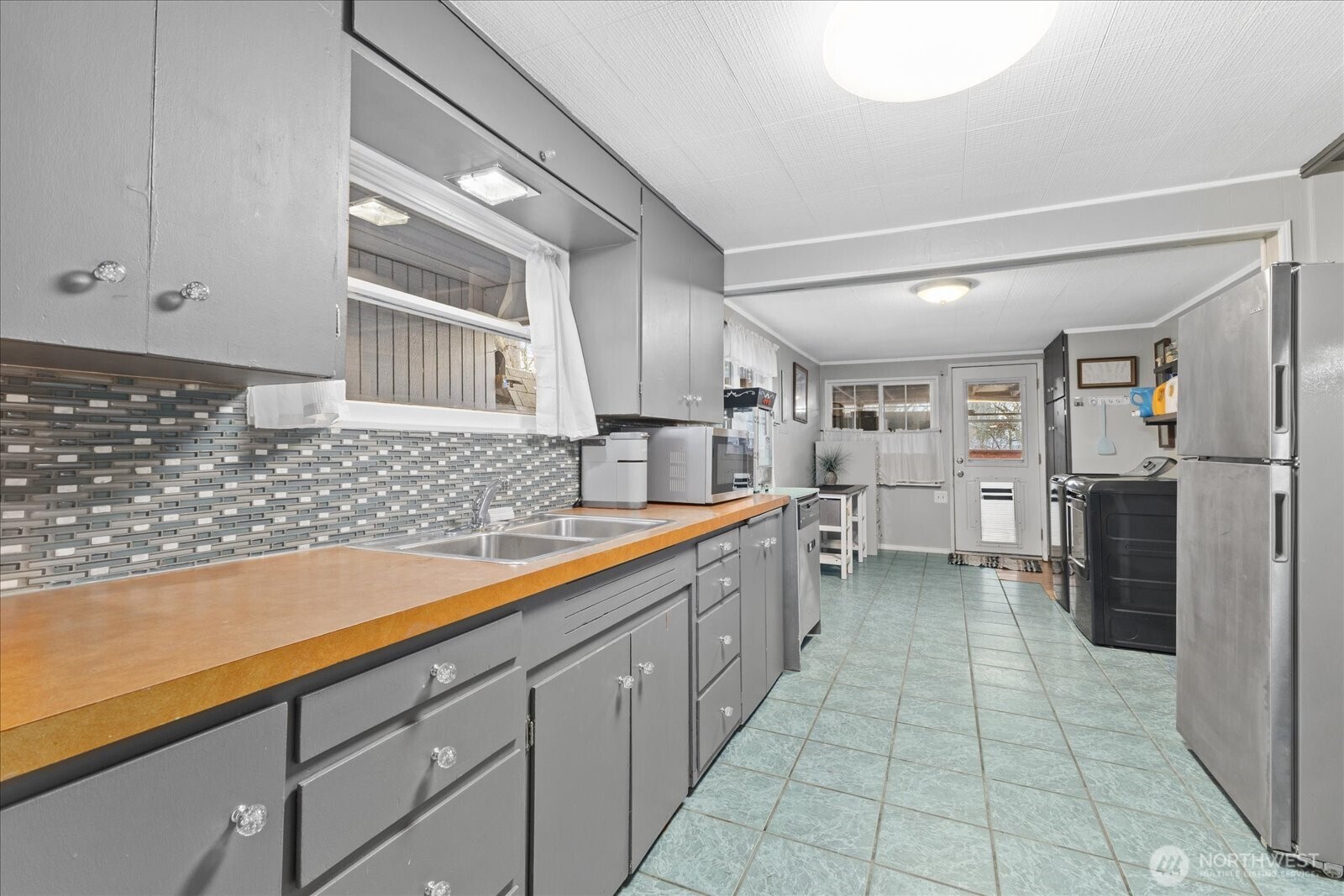 3610 Bennett Drive Bellingham, WA 98225 - Photo 9 of 23