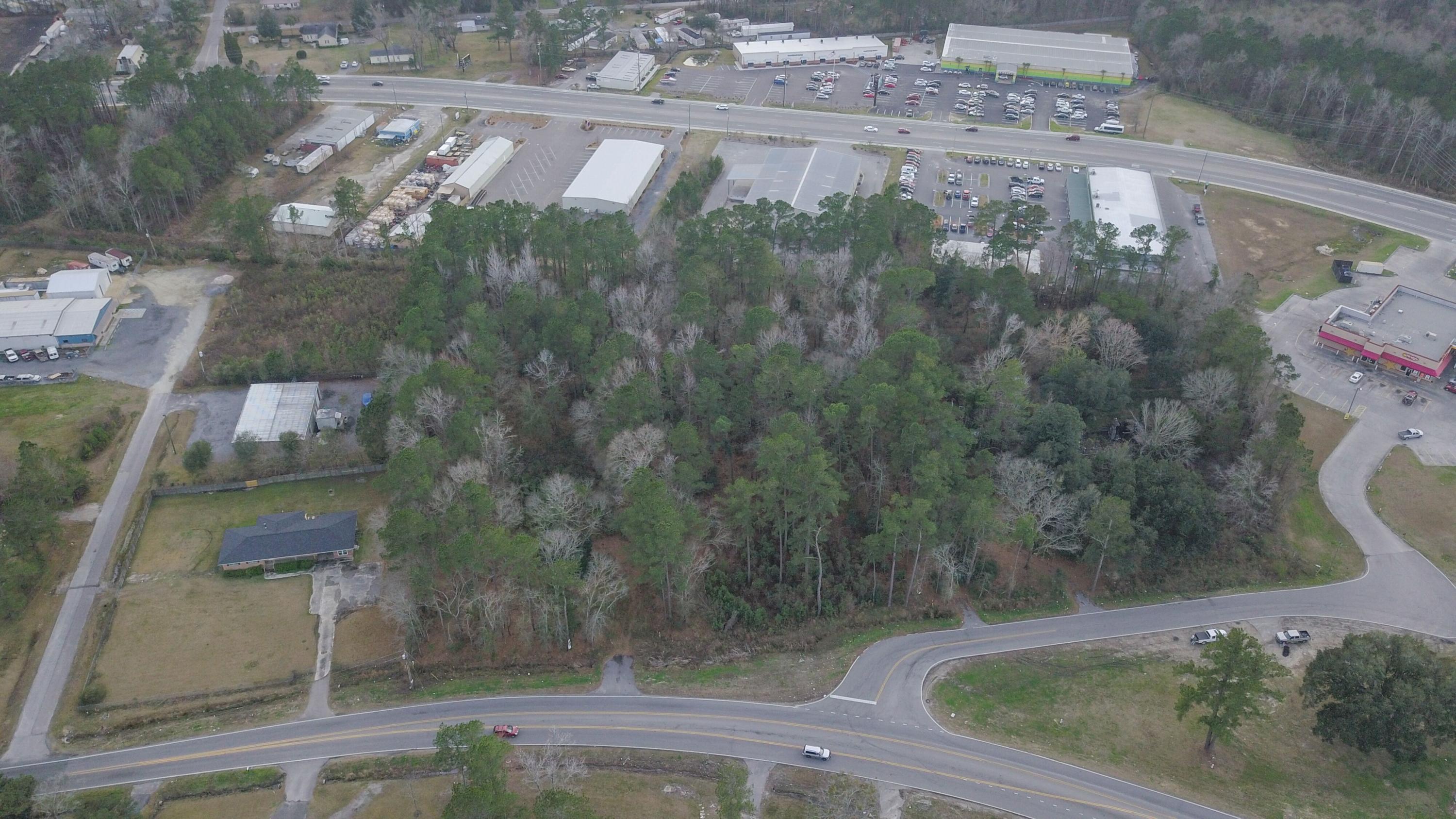617 Myers Road Summerville, SC 29486 - Photo 3 of 6 6173