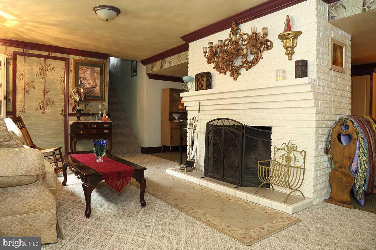 5240 Board Road Mount Wolf, PA 17347 - Photo 20 of 24 Gallery Image 20