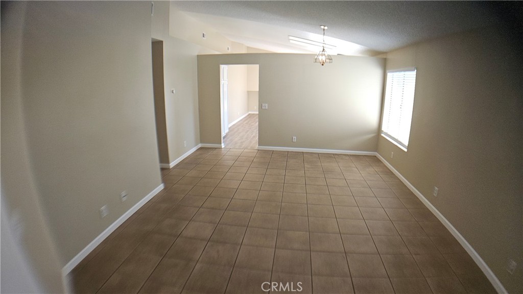 1826 Avenida San Sebastian Perris, CA 92571 - Photo 8 of 11