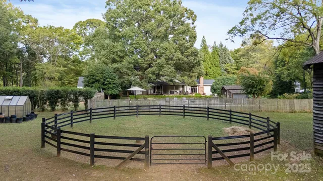 $1,850,000 | 10915 Beatties Ford Road, Huntersville, NC 28078