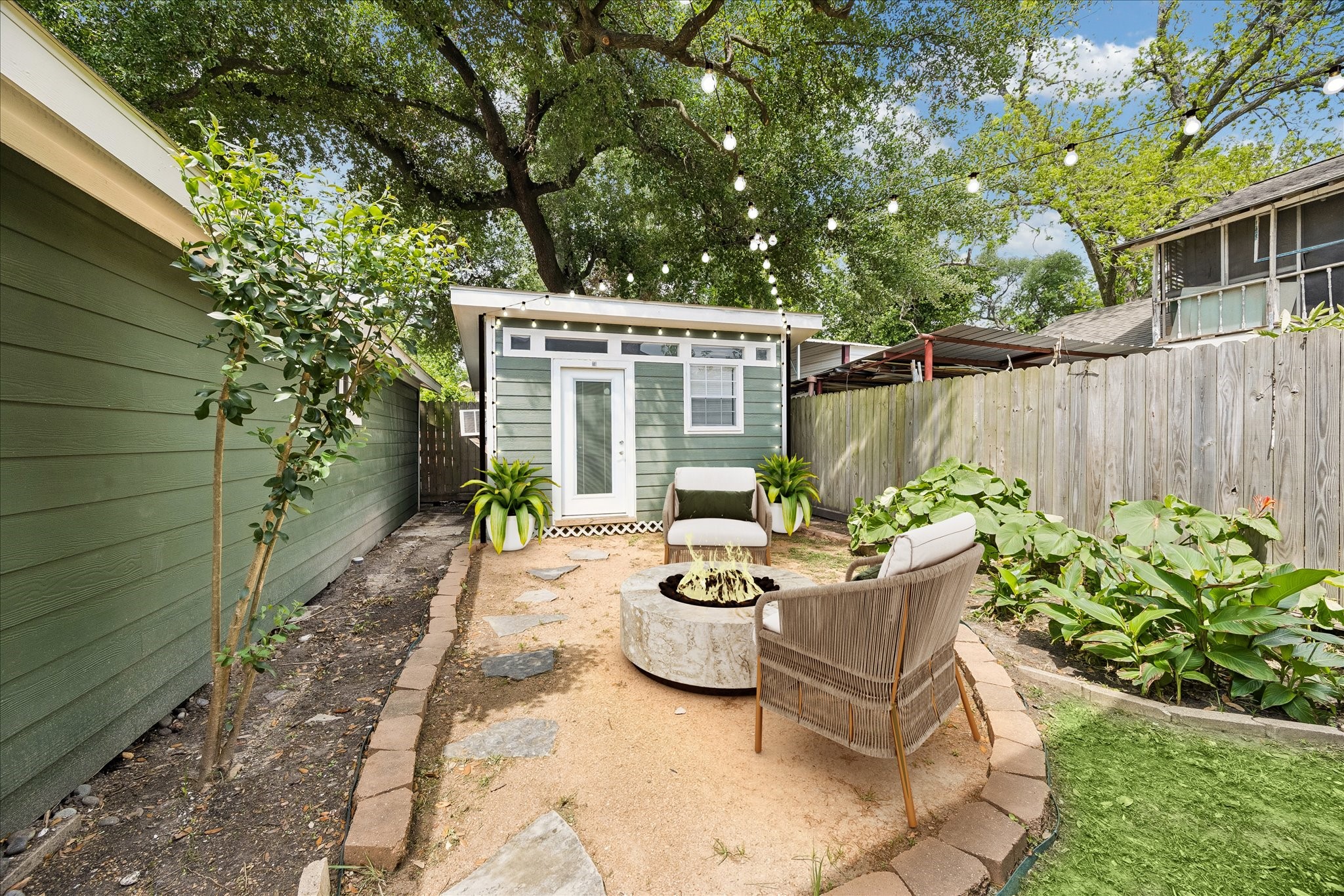 5105 Chapman Street Houston, TX 77009 - Photo 46 of 49 ADORABLE view of the added bonus space! Lovely yard/patio area for gatherings!