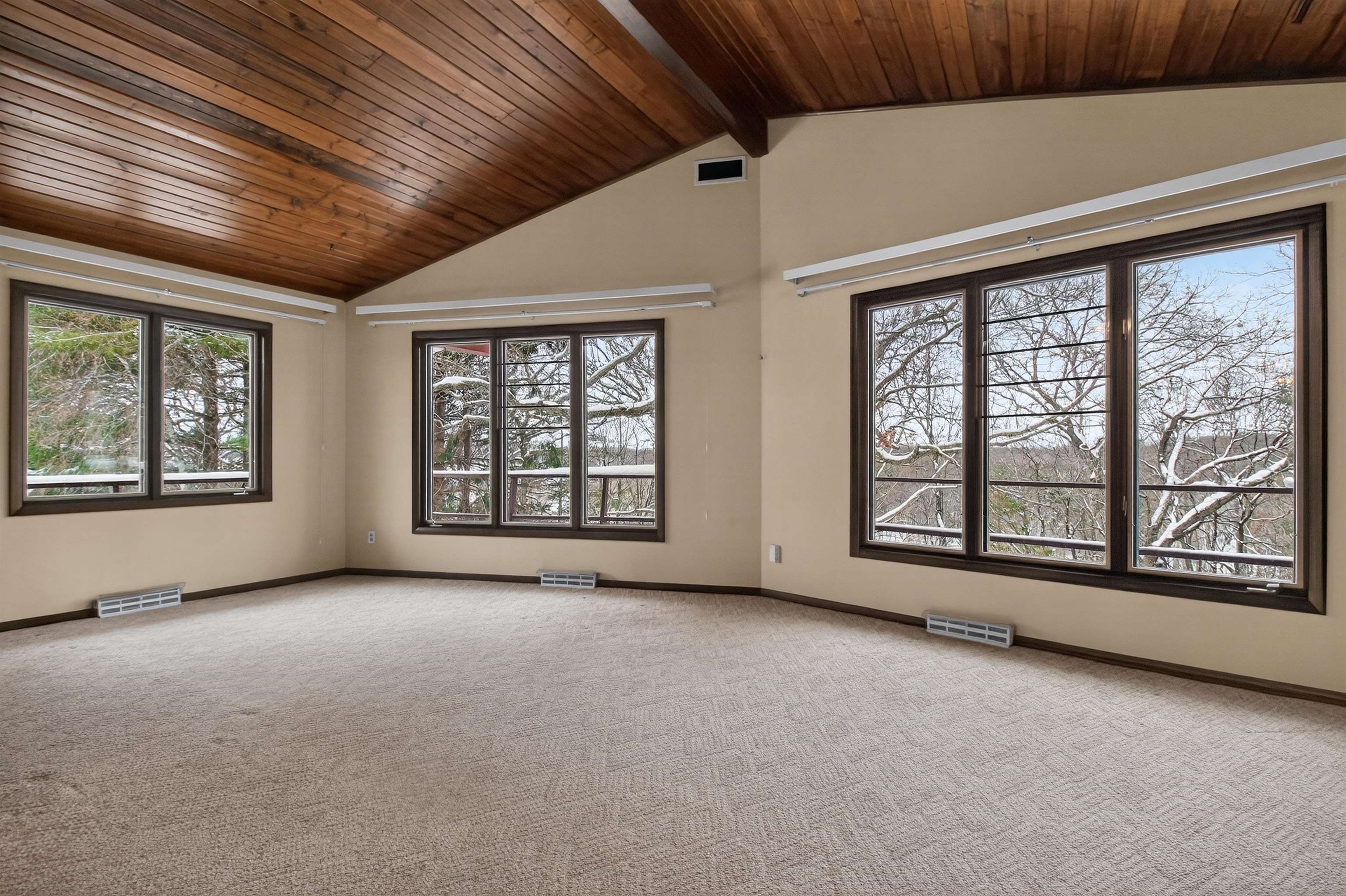 88 East Waterloo Road Waterloo, WI 53594 - Photo 11 of 29