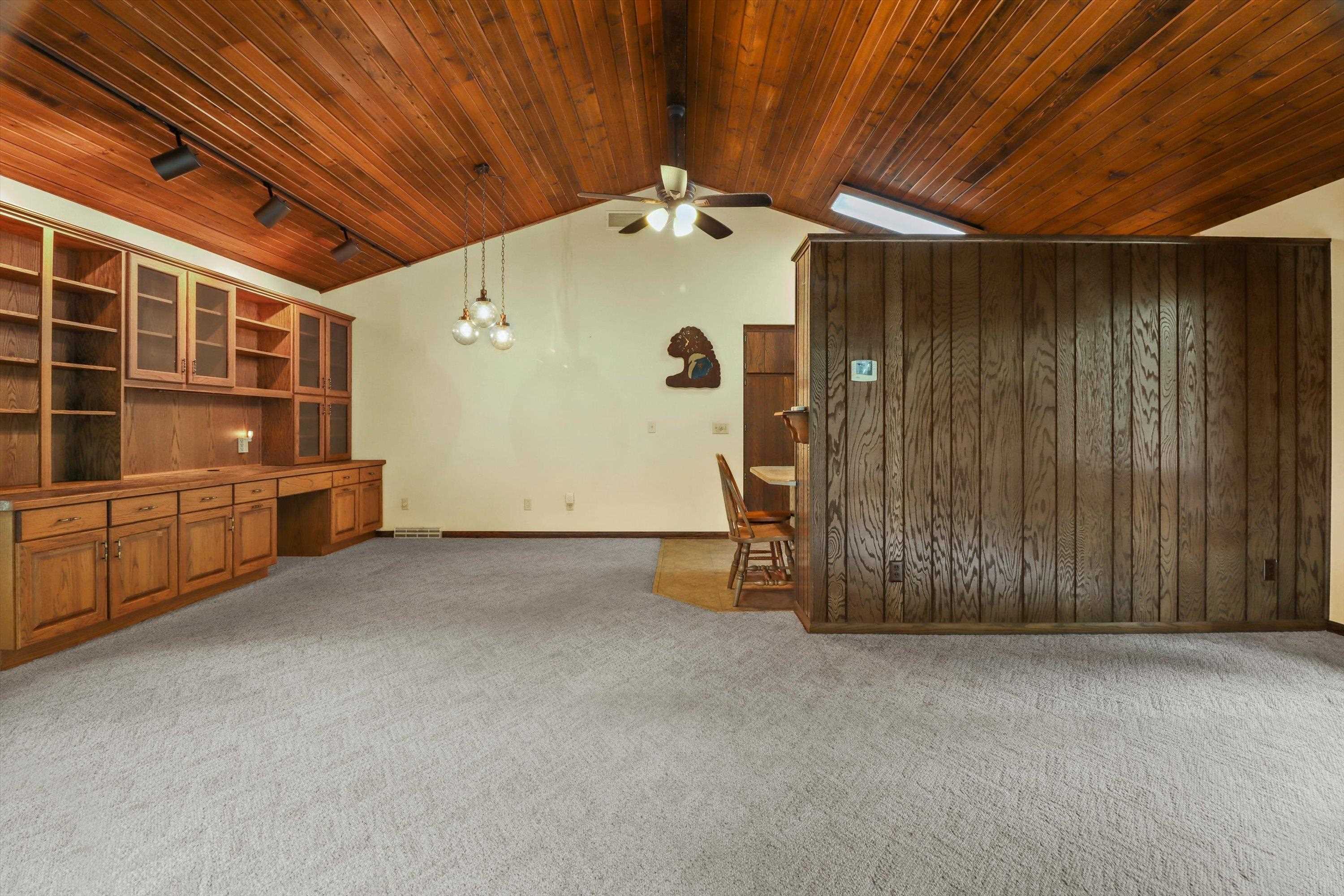 88 East Waterloo Road Waterloo, WI 53594 - Photo 12 of 29