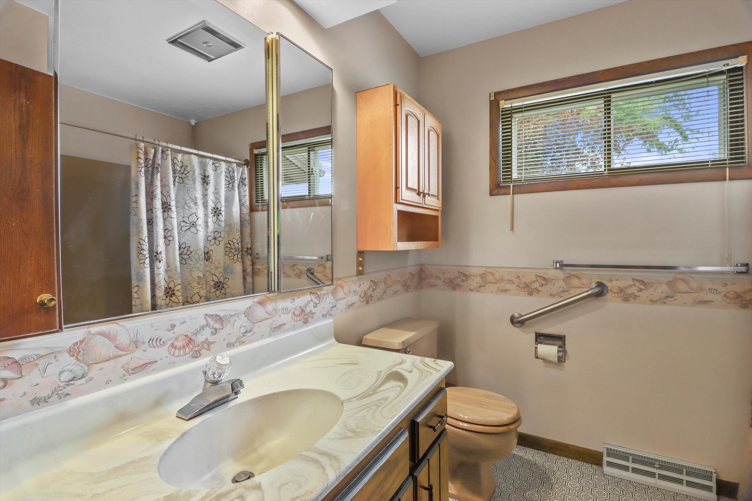 88 East Waterloo Road Waterloo, WI 53594 - Photo 20 of 29