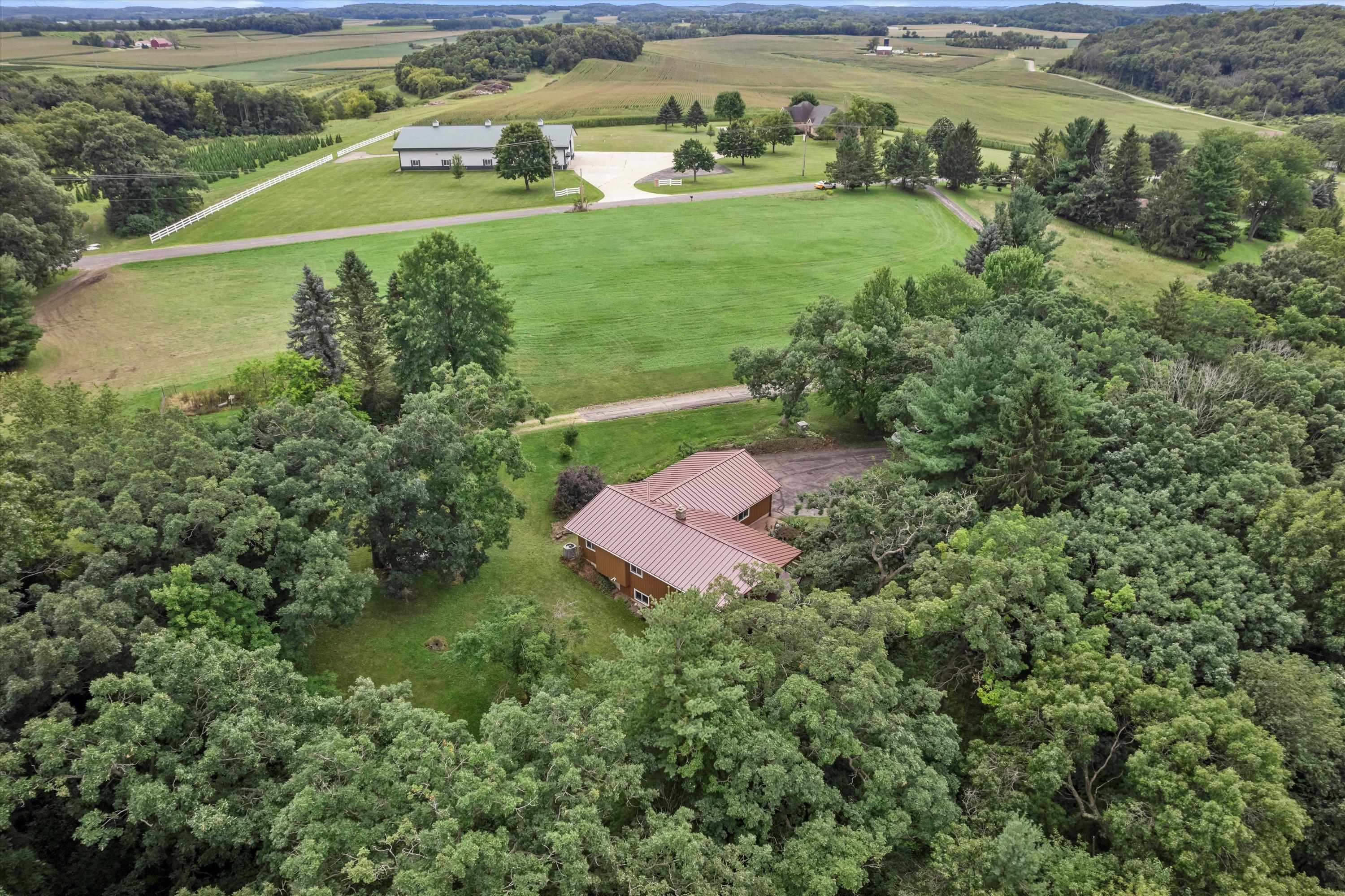 88 East Waterloo Road Waterloo, WI 53594 - Photo 28 of 29