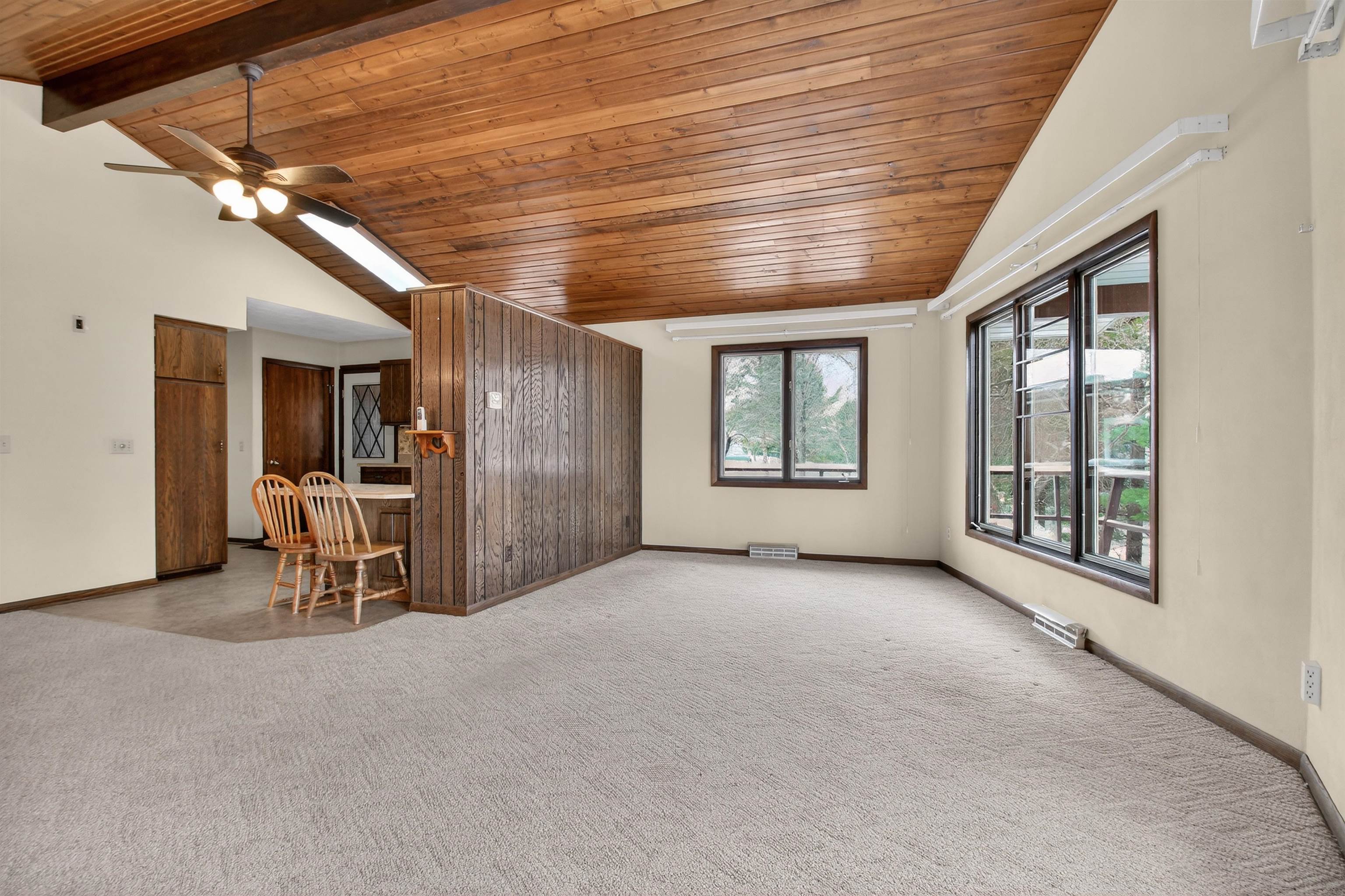 88 East Waterloo Road Waterloo, WI 53594 - Photo 10 of 29