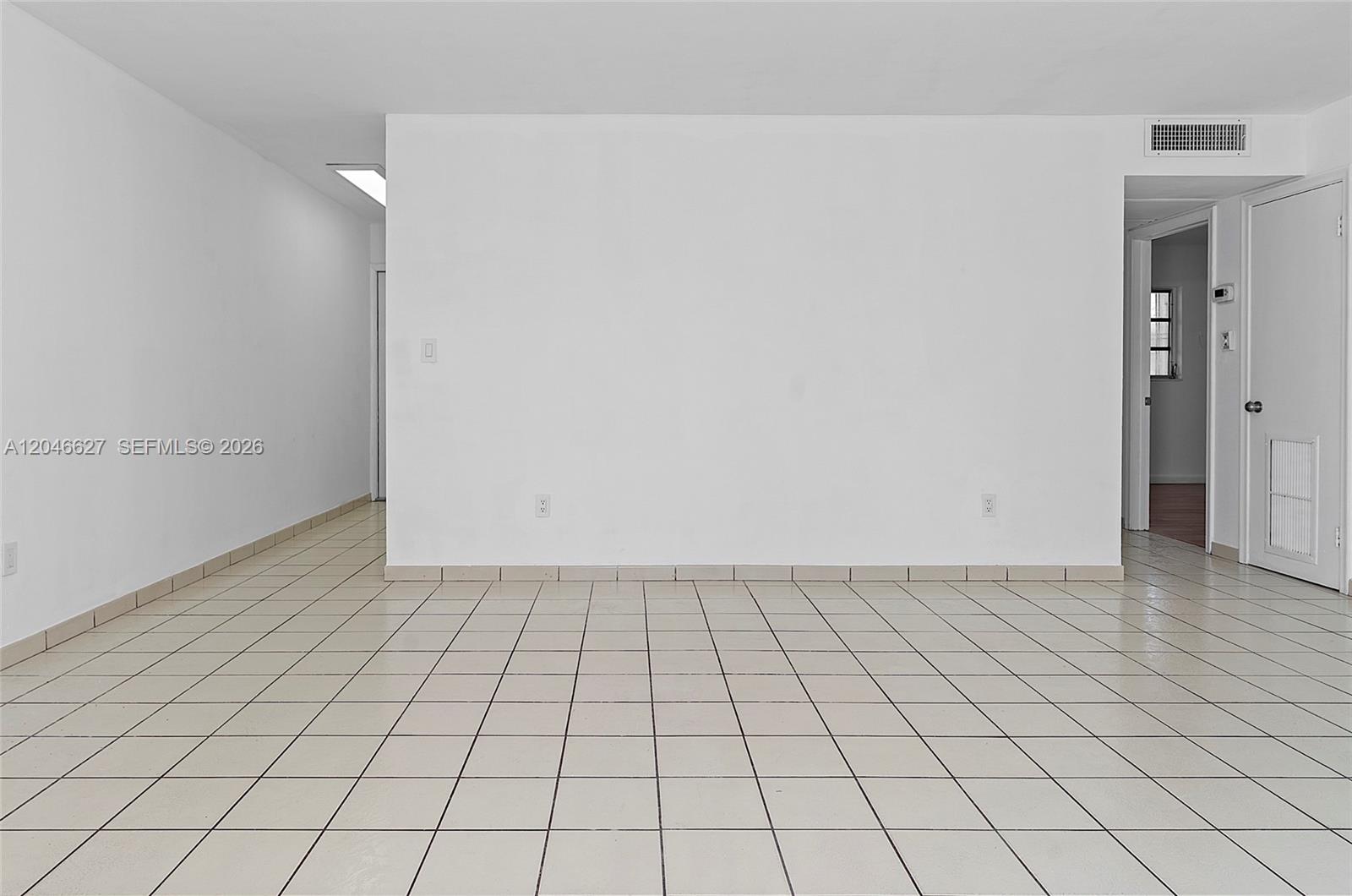 10112 Southwest 23rd Street Miami, FL 33165 - Photo 9 of 32