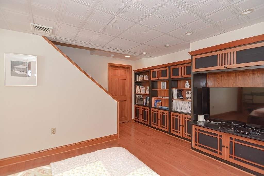 59 Gavins Pond Road Sharon, MA 02067 - Photo 34 of 42 Gallery Image 34