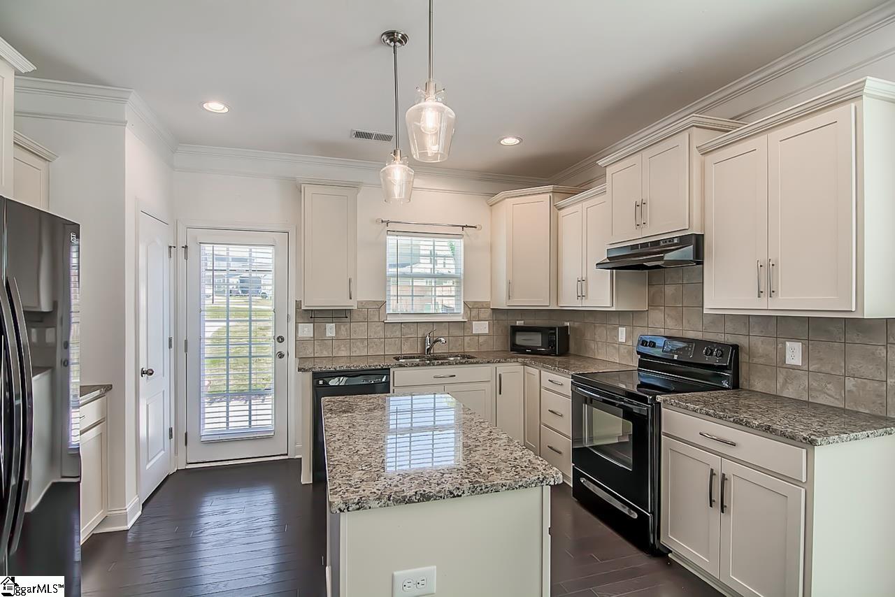 324 Arnold Mill Road Simpsonville, SC 29680 - Photo 8 of 30 Gallery Image 8