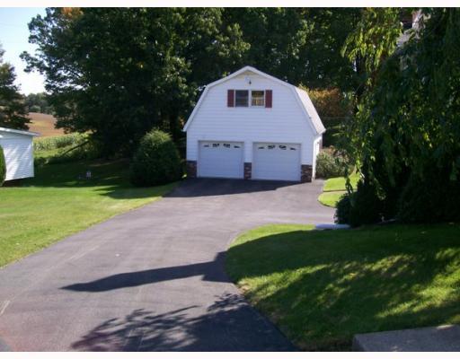 132 Moran Road Butler, PA 16002 - Photo 2 of 18 Exterior Front.