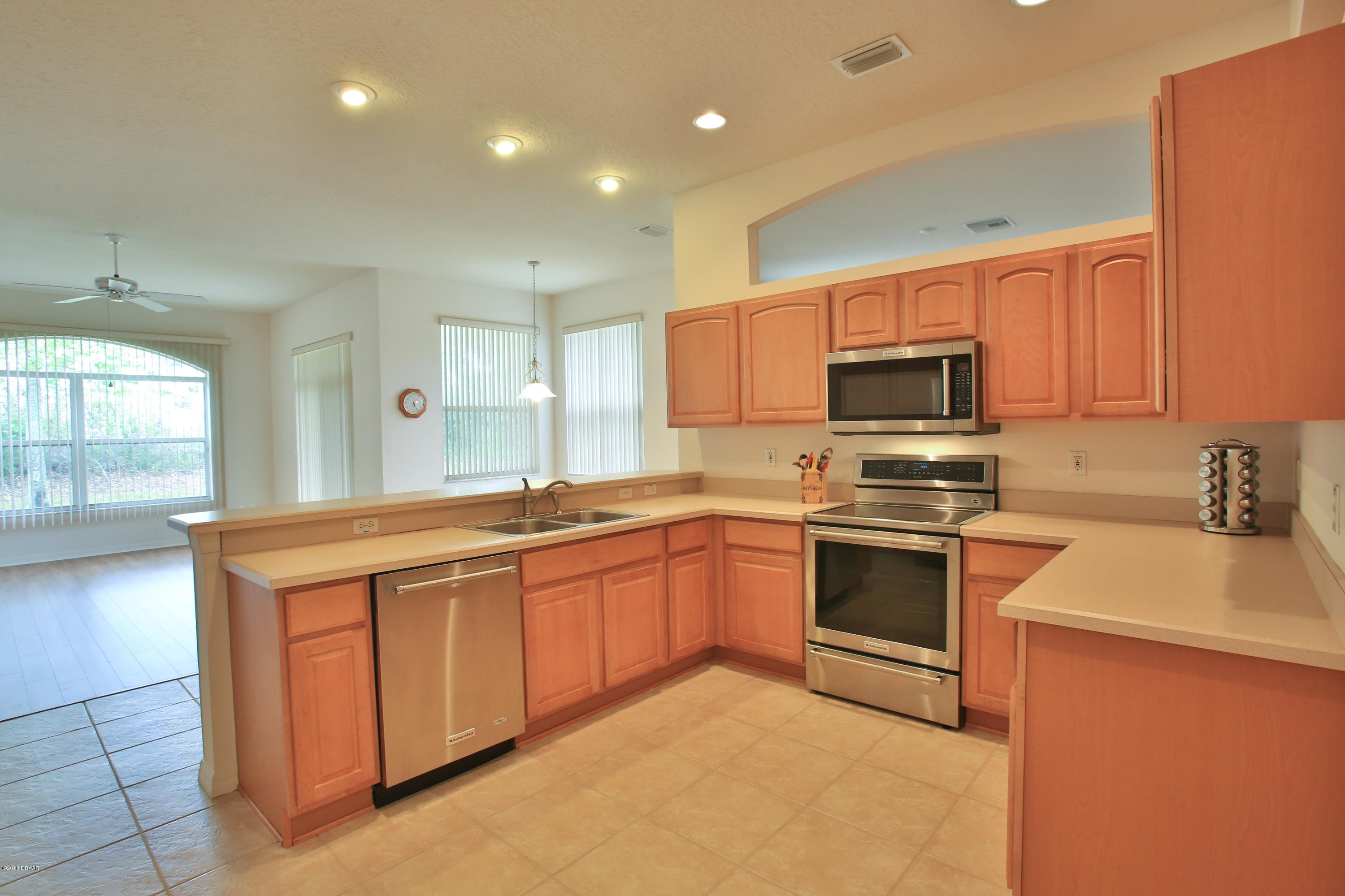 5915 Springview Drive Port Orange, FL 32127 - Photo 5 of 30 Newer Appliances