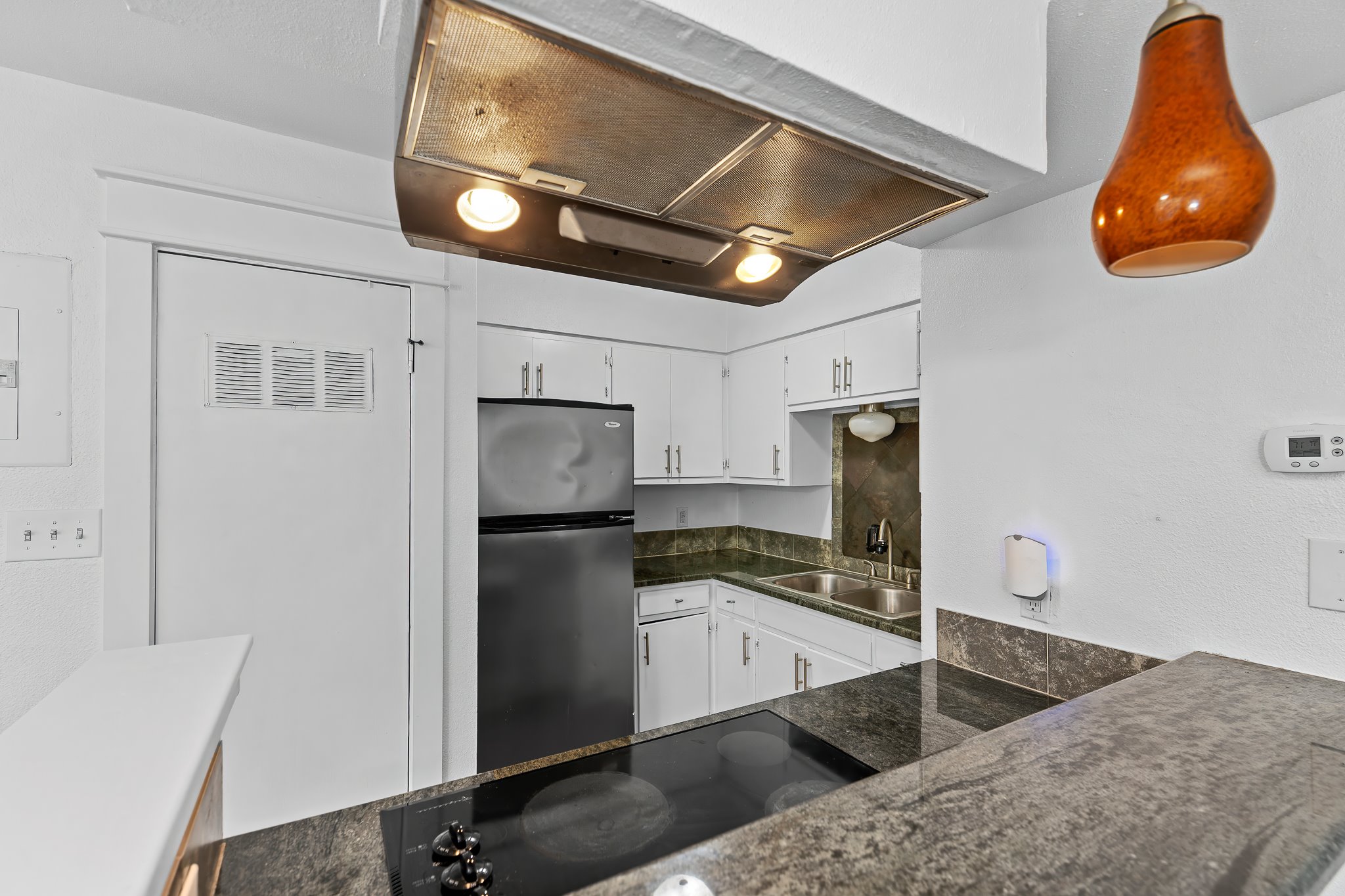 1405 Hartford Road, Unit 106 Austin, TX 78703 - Photo 14 of 30