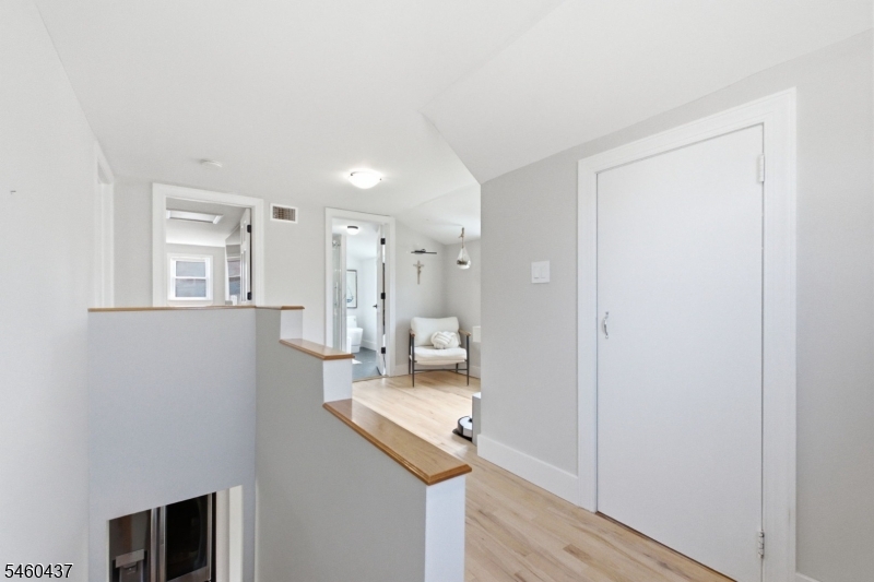 353 Whitewood Road Union, NJ 07083 - Photo 21 of 38 Gallery Image 21