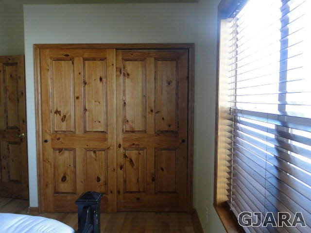 2501 Riata Ranch Road Grand Junction, CO 81505 - Photo 9 of 16 a view of a hallway