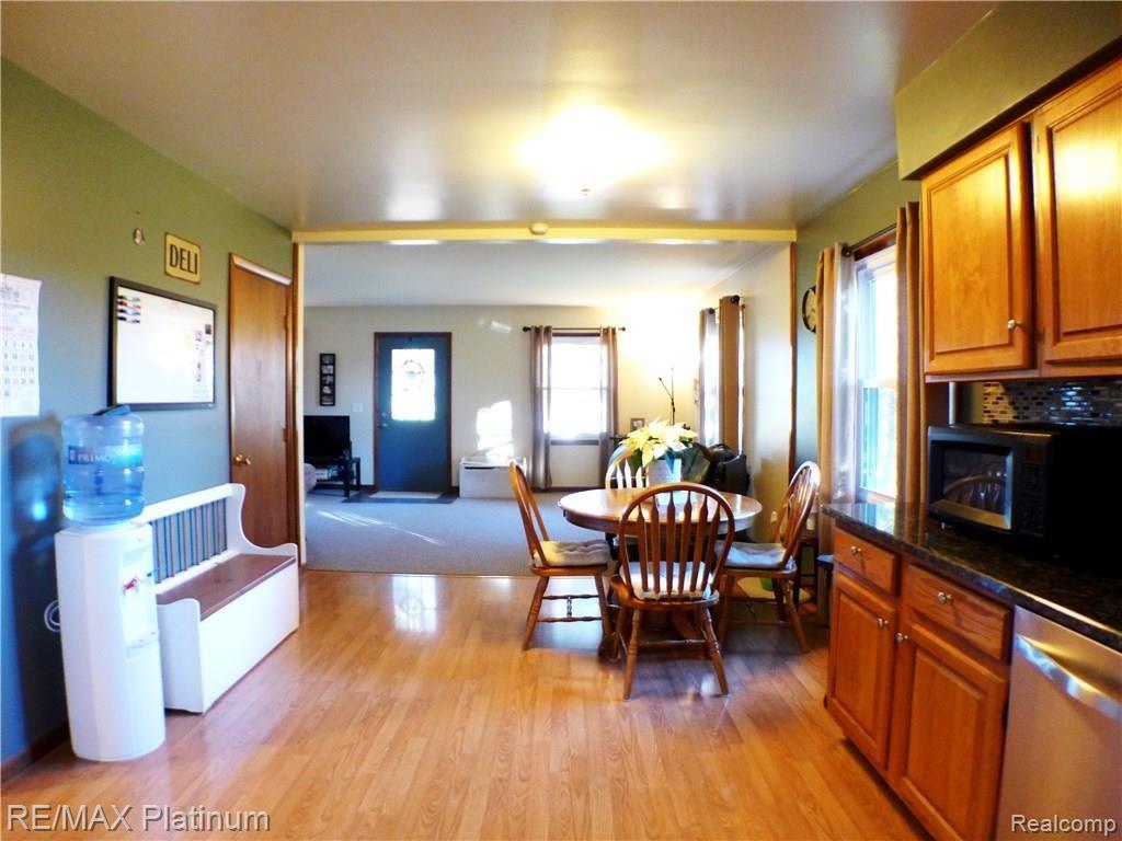 2900 West Schafer Road Howell, MI 48843 - Photo 14 of 35 2016-11-21 15.40