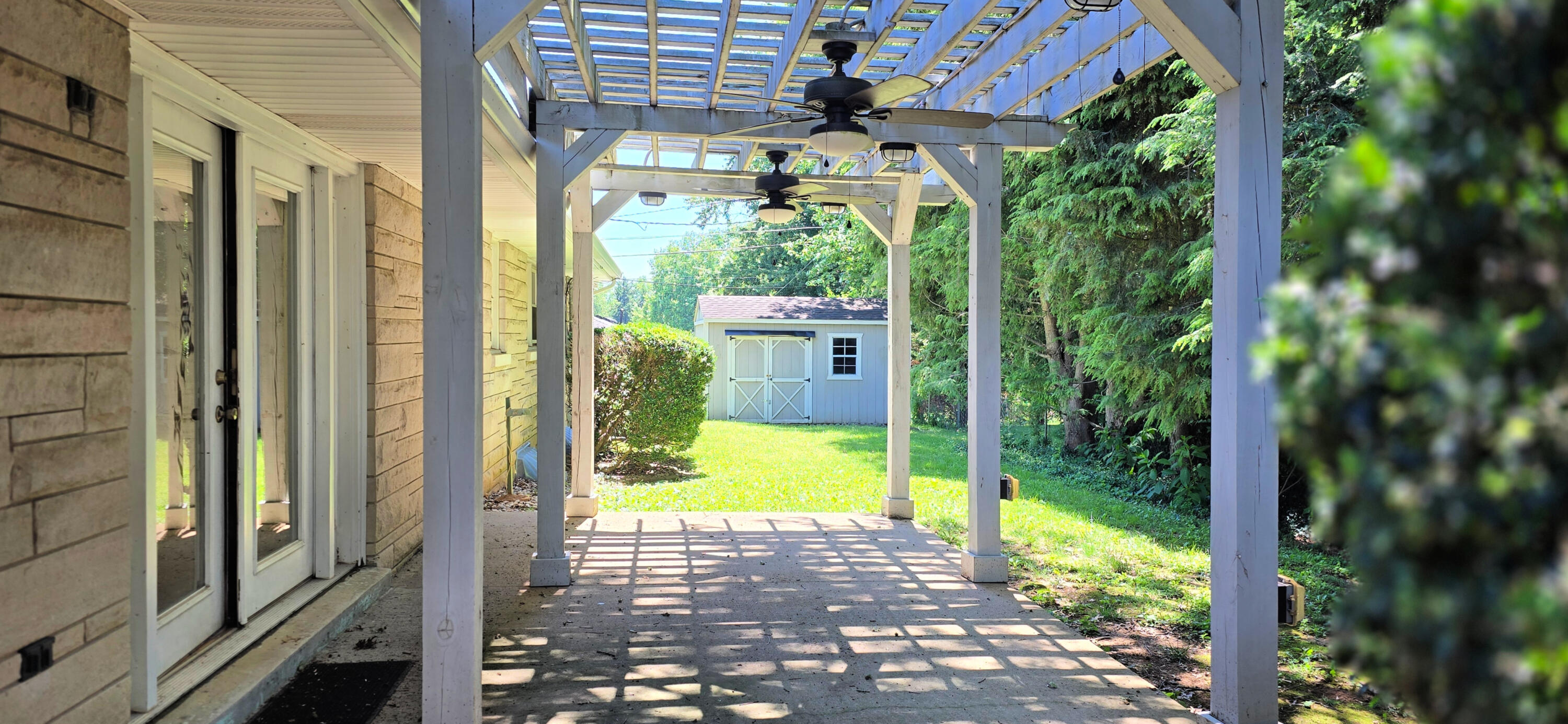 3101 Trinity Road Lexington, KY 40503 - Photo 42 of 45 Private Patio