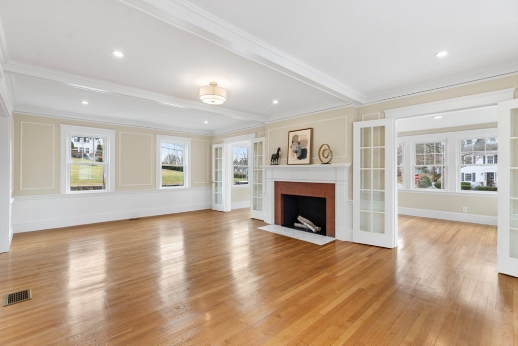 95 Prospect Street Wakefield, MA 01880 - Photo 12 of 42