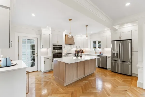 $1,899,900 | 95 Prospect Street, Wakefield, MA 01880