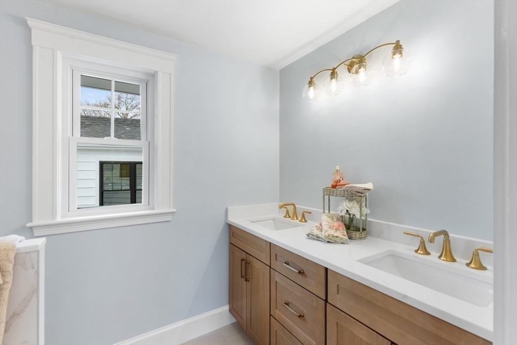 95 Prospect Street Wakefield, MA 01880 - Photo 29 of 42