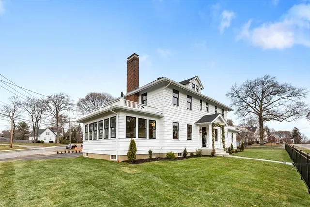 $1,999,900 | 95 Prospect Street, Wakefield, MA 01880