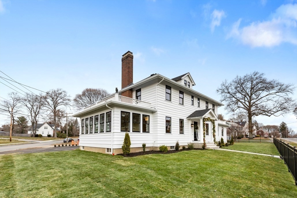 95 Prospect Street Wakefield, MA 01880 - Photo 3 of 42