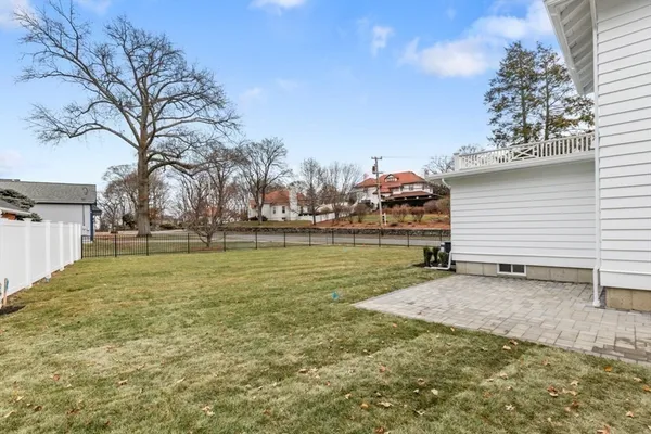 $1,899,900 | 95 Prospect Street, Wakefield, MA 01880