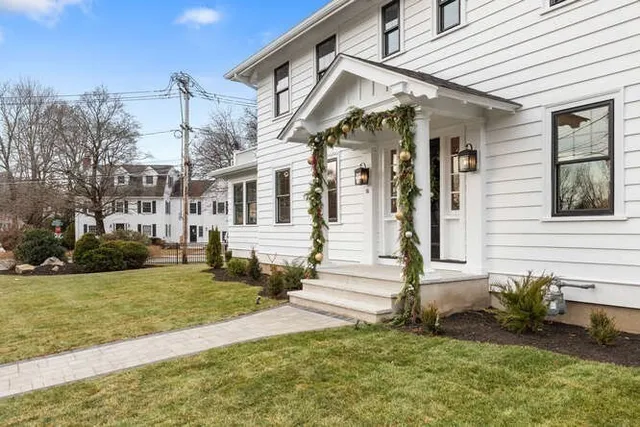 $1,999,900 | 95 Prospect Street, Wakefield, MA 01880