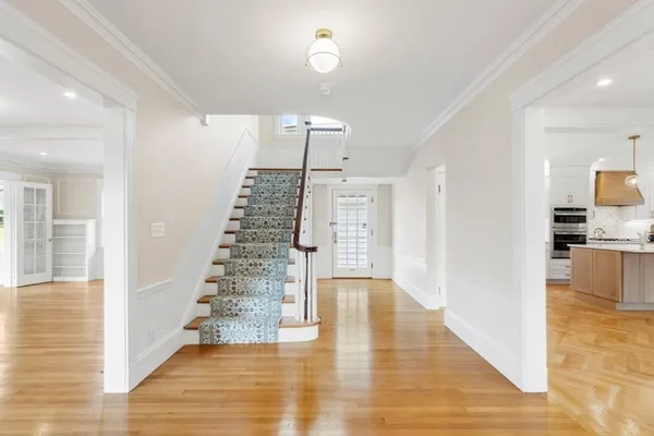$1,899,900 | 95 Prospect Street, Wakefield, MA 01880
