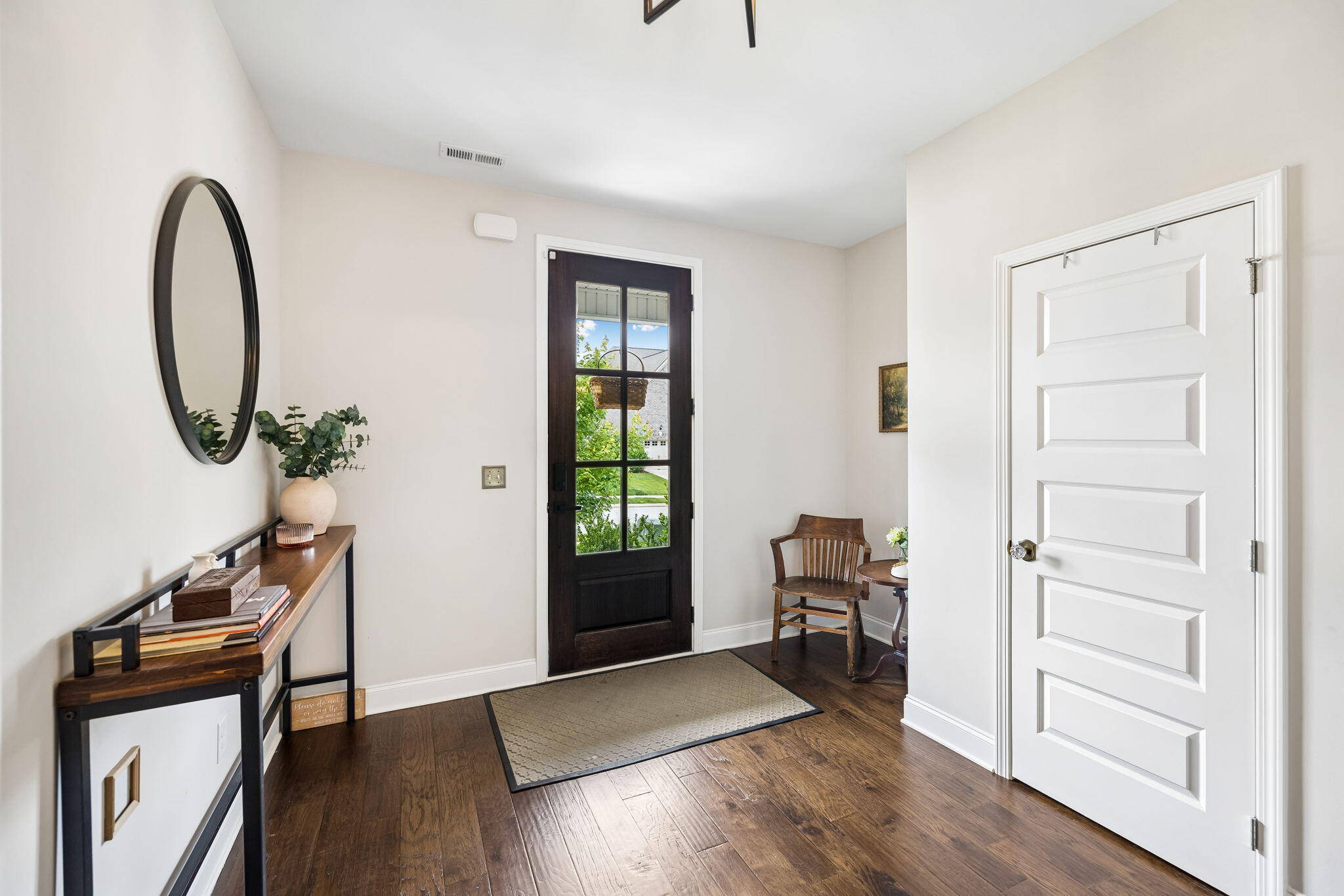 1648 Buttonwood Loop Chattanooga, TN 37421 - Photo 5 of 44 Foyer