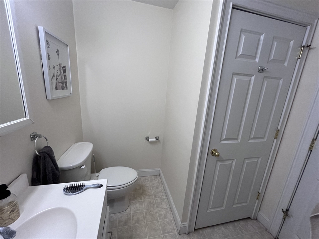 16 Gates Street, Unit 1 Boston, MA 02127 - Photo 14 of 28