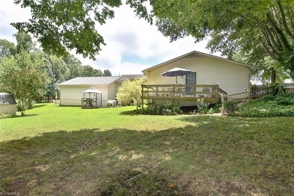 569 Pickett Road Lexington, NC 27295 - Photo 14 of 15 Gallery Image 14