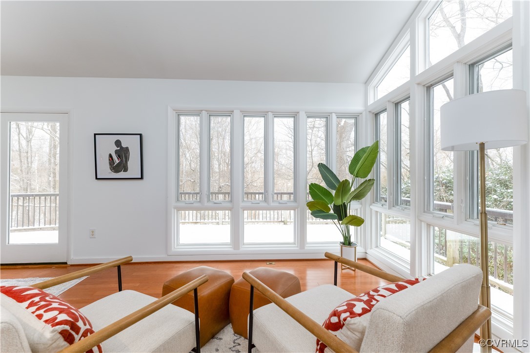 4682 Arrowhead Road Richmond, VA 23235 - Photo 20 of 50 a living room with furniture and a large window