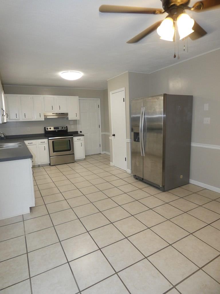 12288 Maple Street Glade Spring, VA 24340 - Photo 9 of 23 Gallery Image 9