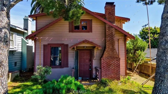 $1,900,000 | 239 Viejo Street, Laguna Beach, CA 92651