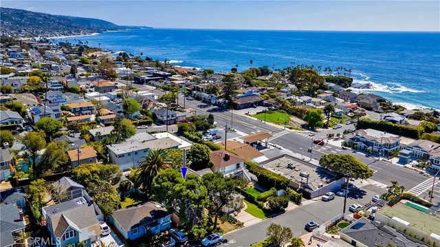 $1,900,000 | 239 Viejo Street, Laguna Beach, CA 92651