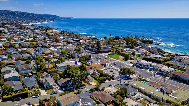 $1,900,000 | 239 Viejo Street, Laguna Beach, CA 92651