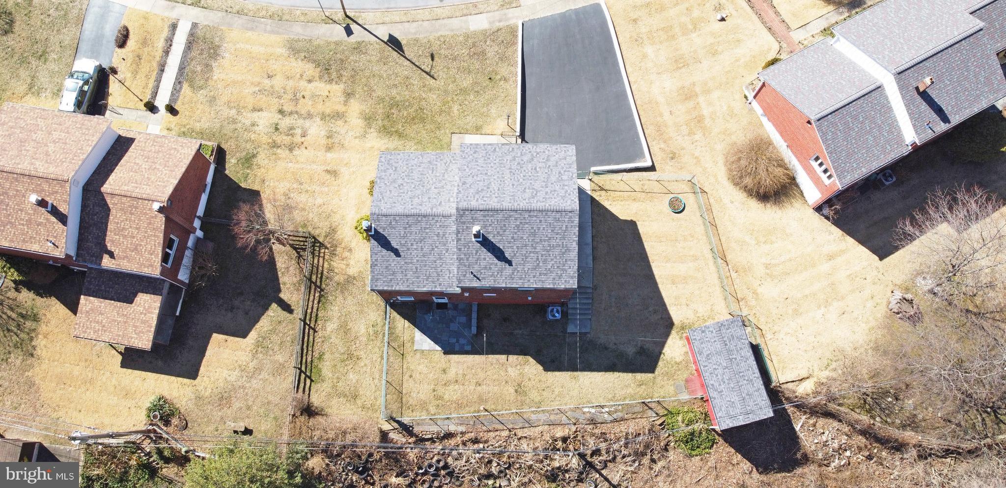 716 Cambridge Road Brookhaven, PA 19015 - Photo 41 of 42 a view of roof