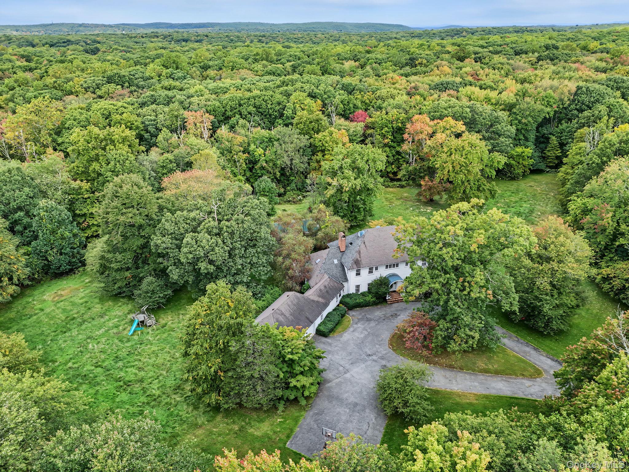 292 Smith Ridge Road South Salem, NY 10590 - Photo 32 of 37 Gallery Image 32
