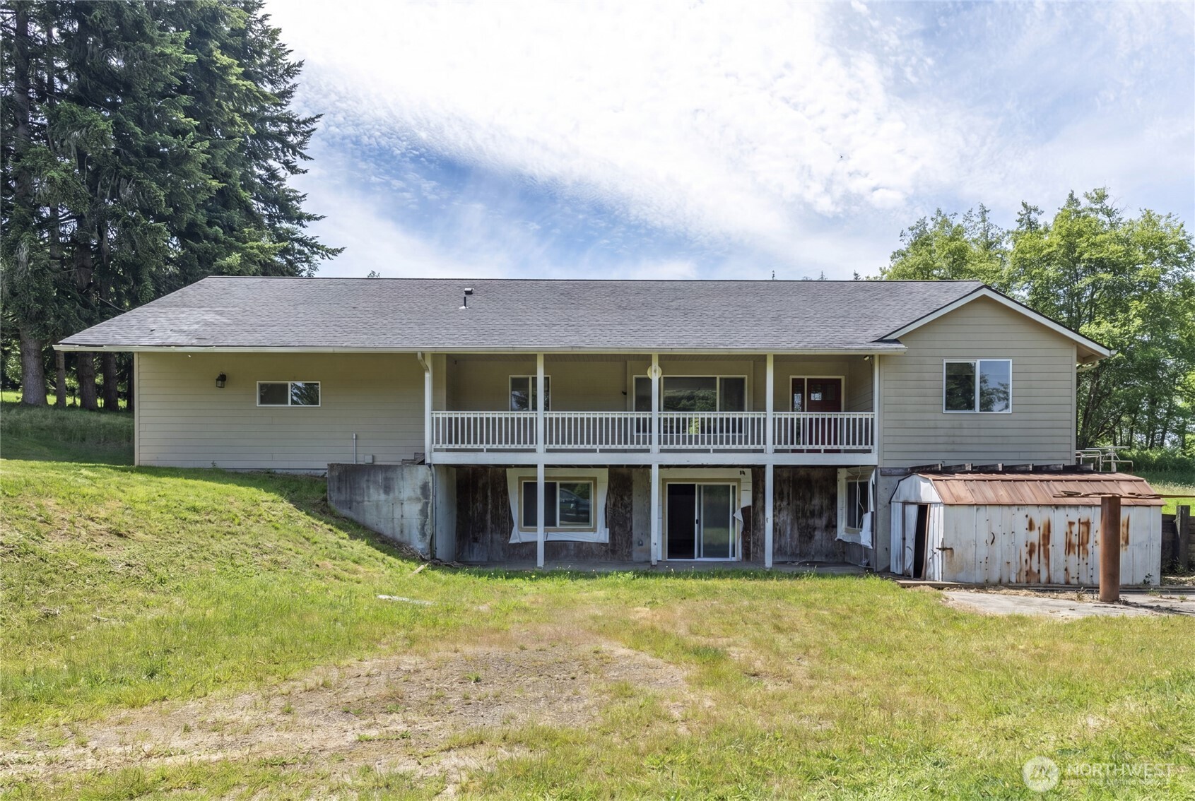 521 Bodine Road Kelso, WA 98626 - Photo 4 of 36