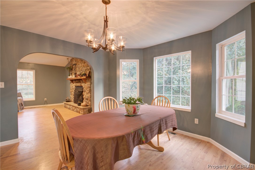 8757 Glass Road Hayes, VA 23072 - Photo 10 of 34 Gallery Image 10