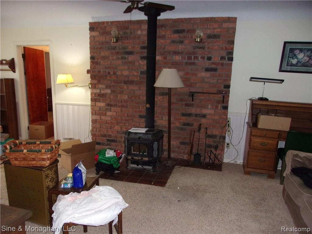 8629 Stone Road Algonac, MI 48001 - Photo 22 of 45 100_1393.JPG
