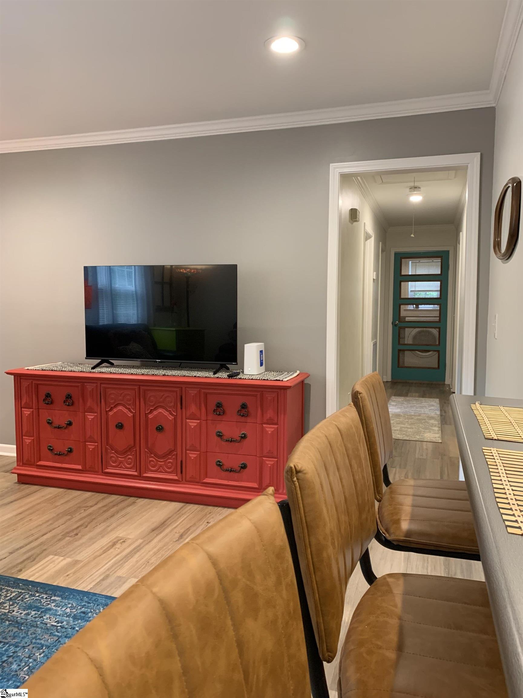 206 Mill Estates Road Taylors, SC 29687 - Photo 8 of 23