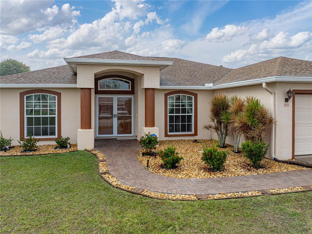 315 Cloverdale Road Winter Haven, FL 33884 - Photo 2 of 65