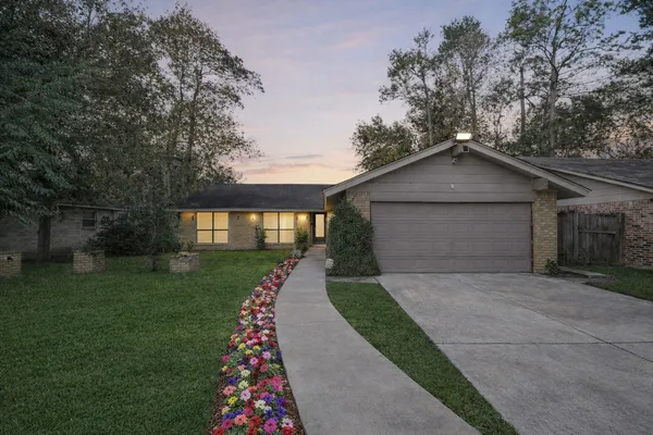 $280,000 | 15419 Mesa Drive, Humble, TX 77396