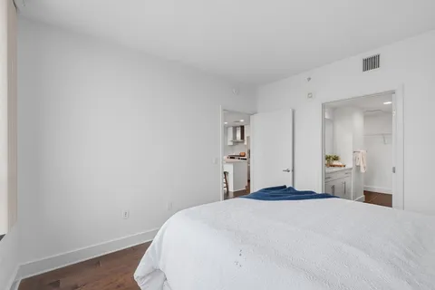 $749,000 | 300 Bowie Street, Unit 1101, Austin, TX 78703
